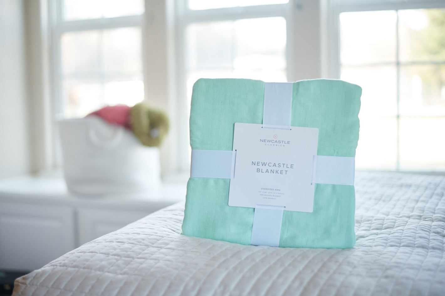 Bamboo Oversized King Bed Blanket - Seafoam Green